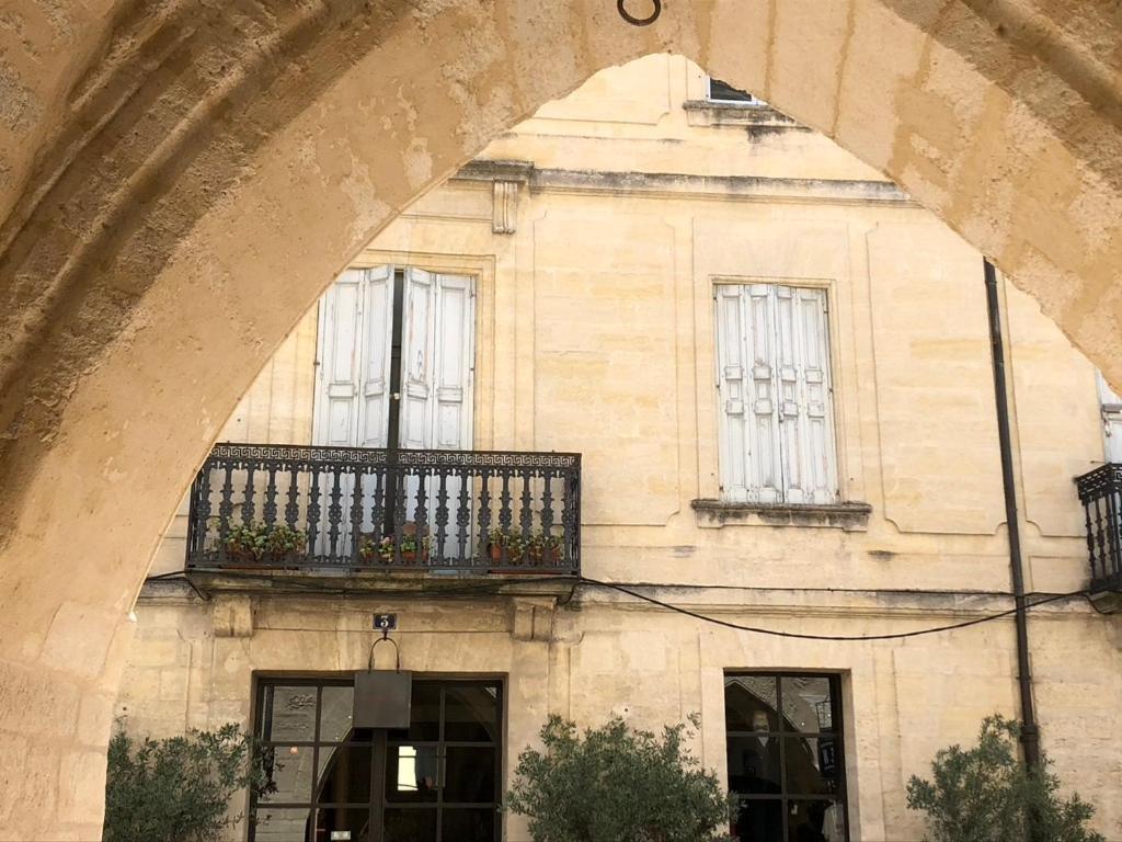 Uzes A Pied, Appartement Dans Cadre D'Exception Exteriör bild