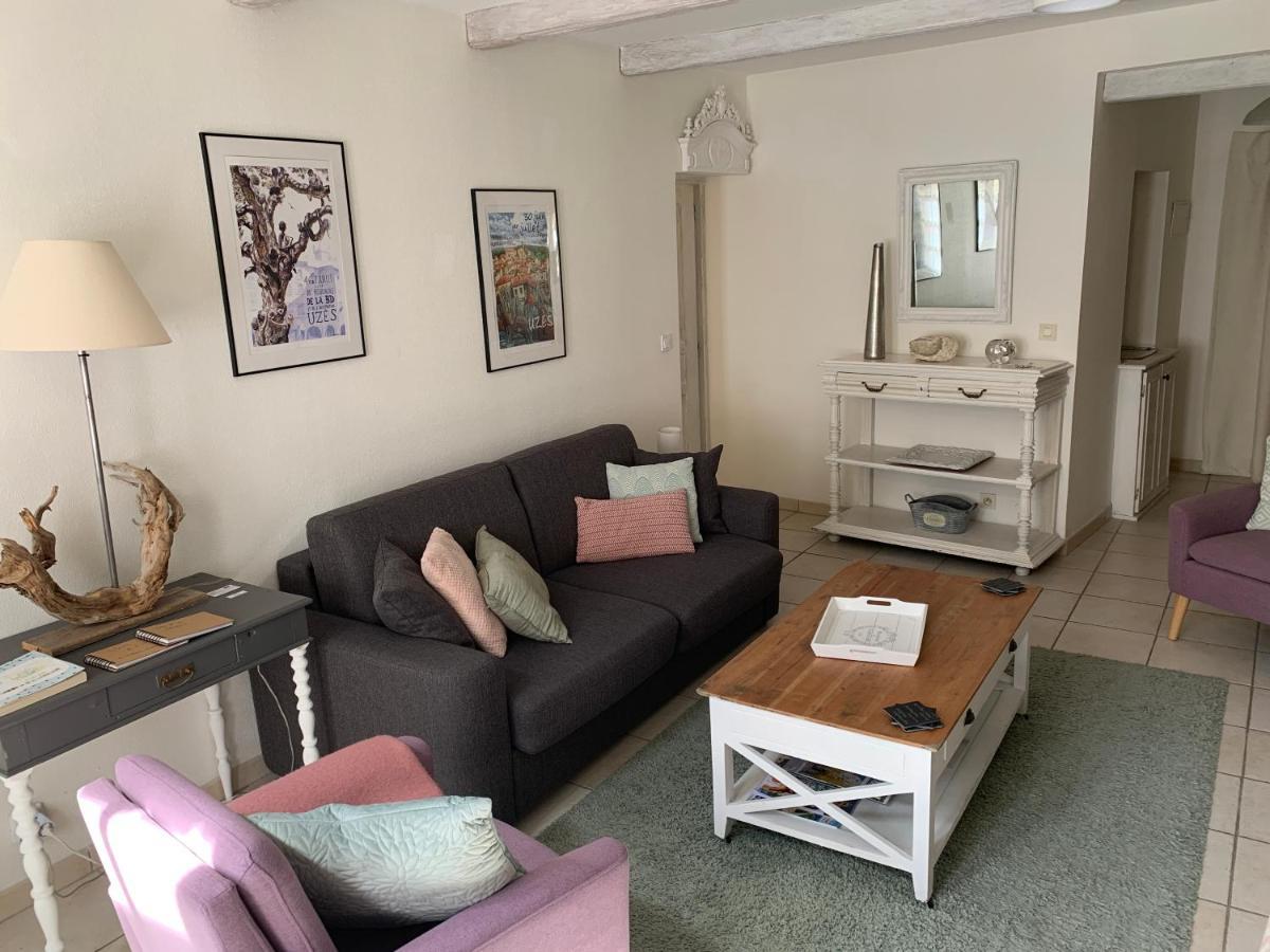 Uzes A Pied, Appartement Dans Cadre D'Exception Exteriör bild